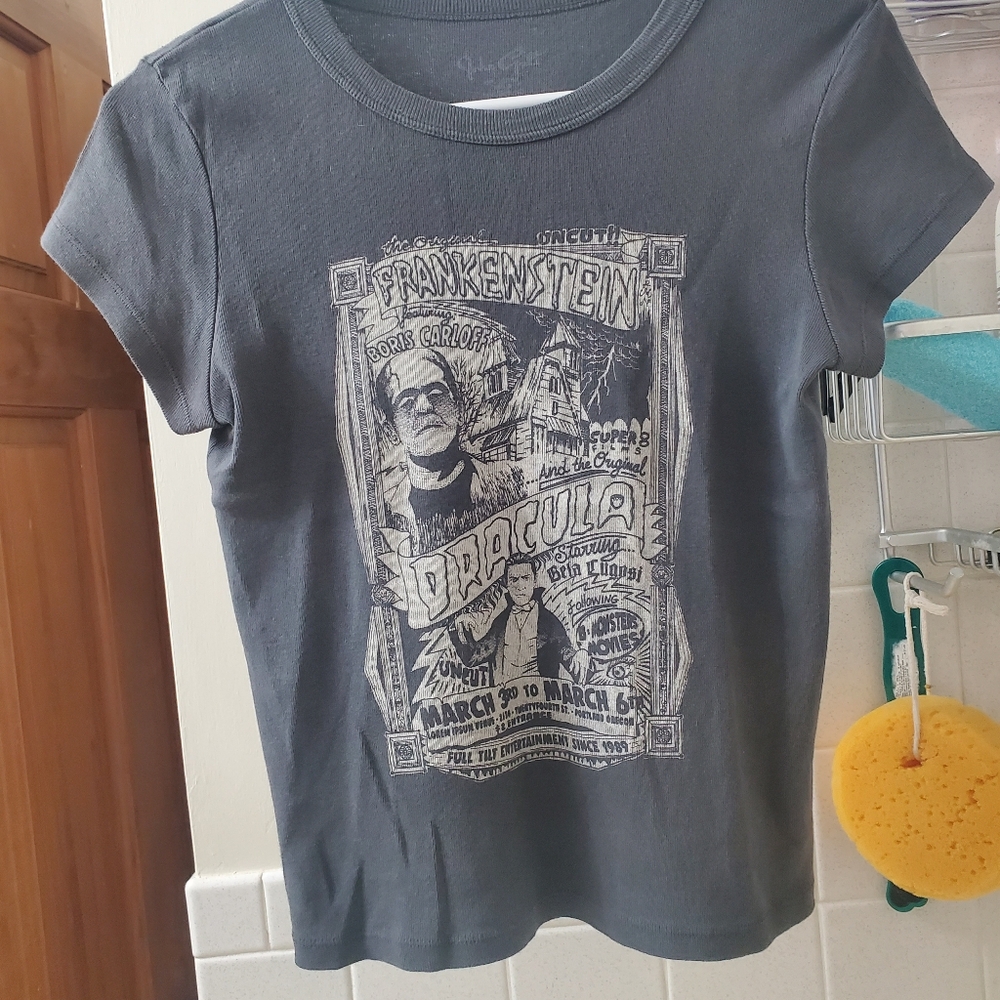 Juniors John Galt Halloween/Frankenstein/Dracula T-Shirt Small